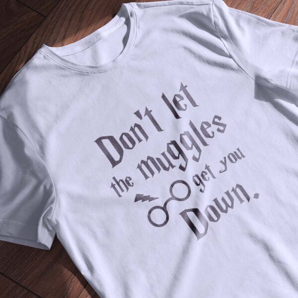 Стильна футболка "Don't Let Muggles" для фанатів магії