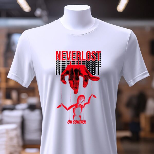 Футболка з концептуальним принтом NeverLost On Control.