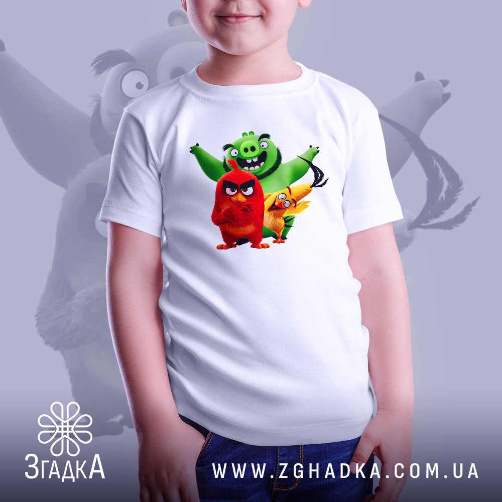 Футболка Angry Birds Компанія - Ред на передньому плані.