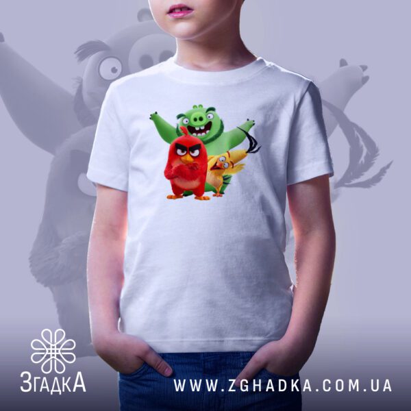 Футболка Angry Birds Компанія - яскрава та барвиста ілюстрація.