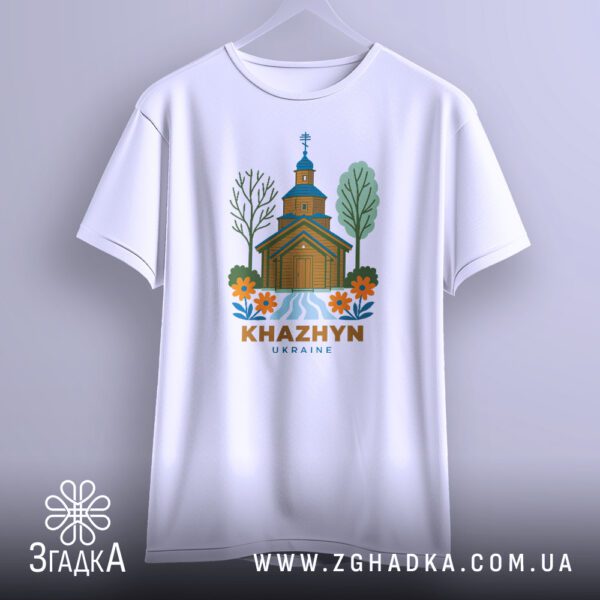 Традиційна дерев’яна церква на футболці