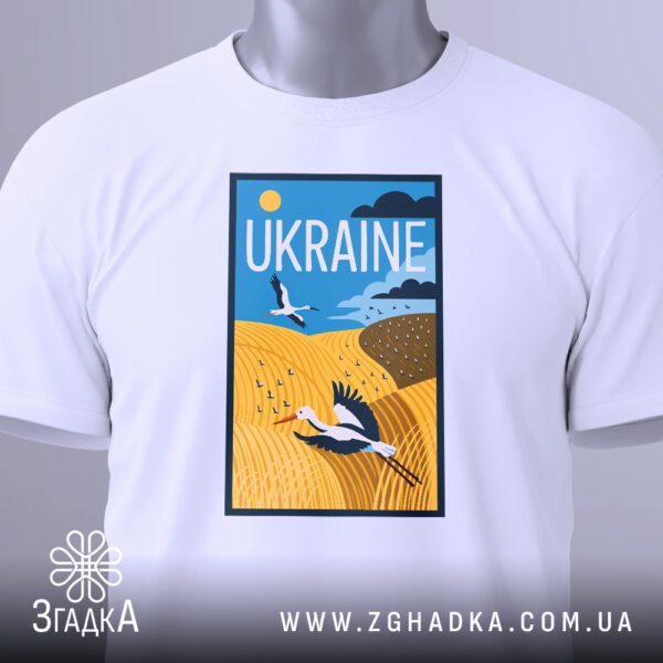 Футболка із символом України — лелека