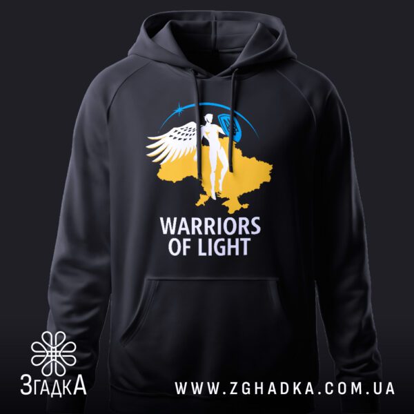Чоловічий чорний худі Warriors of Light з принтом ангела над Україною