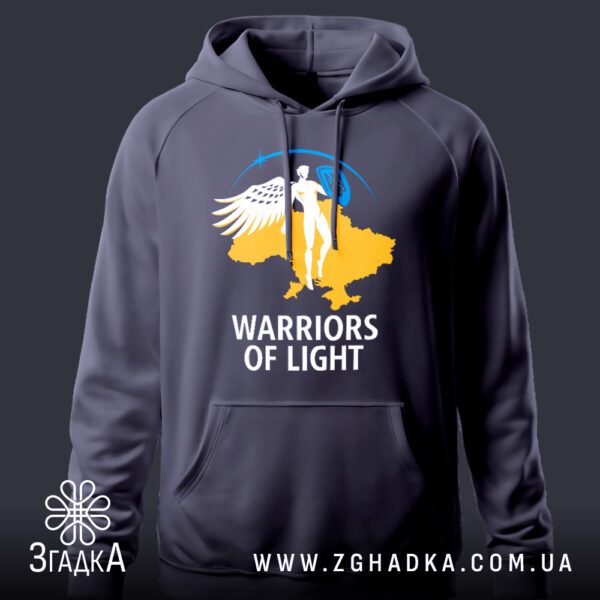 Сірий худі Warriors of Light з жовтою картою України та фігурою захисника