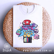 Футболка стиль 90х — деталі тканини та країв принта крупним планом.