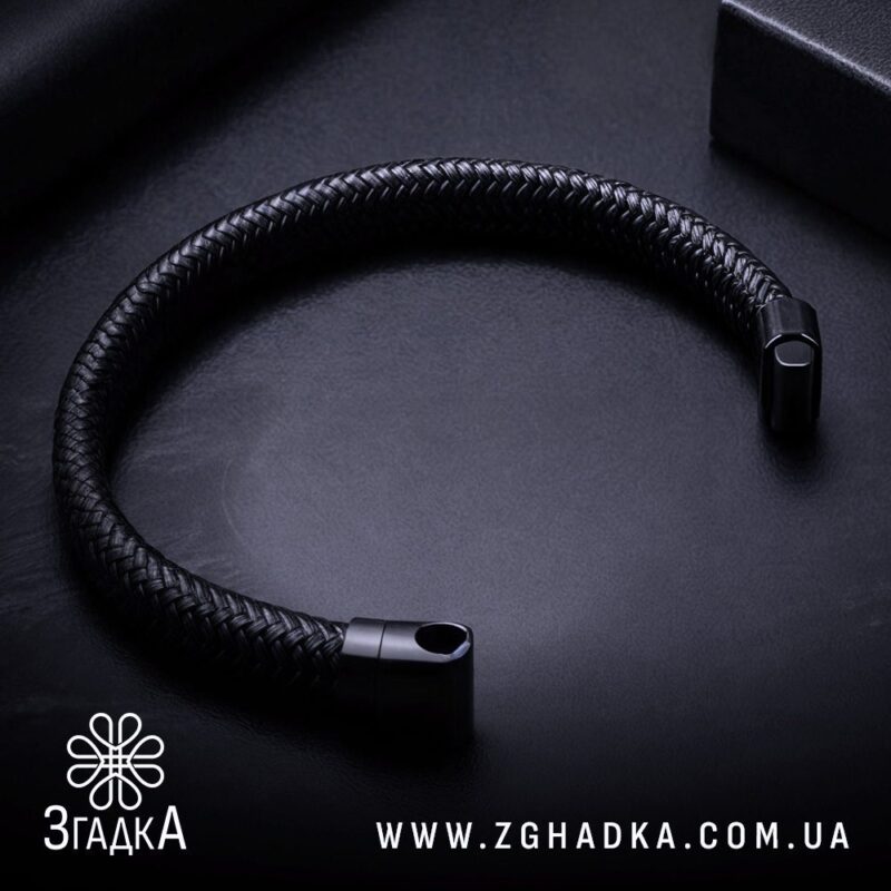 Браслет гравіювання бердичів — ілюстрація до статті «Браслет гравіювання бердичів: як вибрати і де купити»