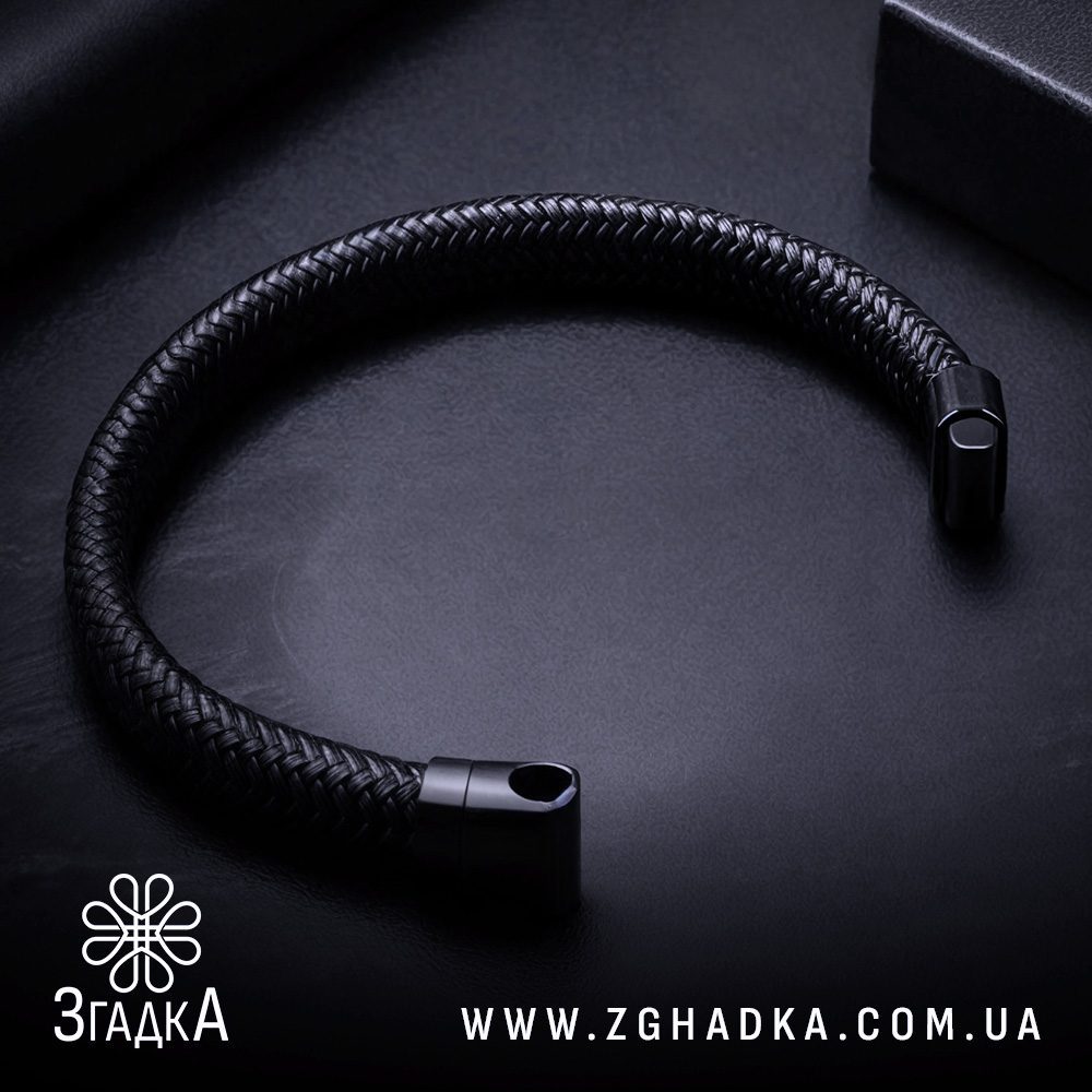 Браслет гравіювання бердичів — ілюстрація до статті «Браслет гравіювання бердичів: як вибрати і де купити»