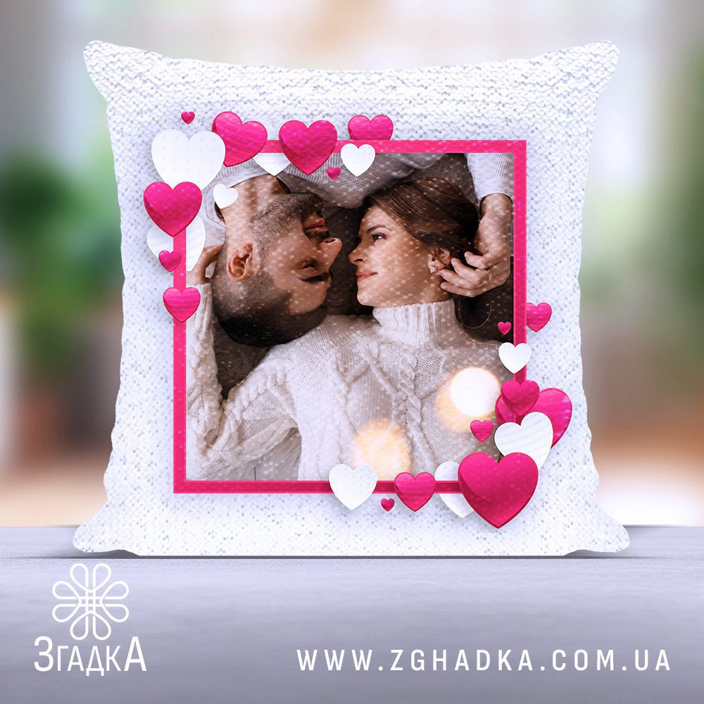 Подушки з друком Бердичів — ілюстрація до статті «Подушки з друком Бердичів: найкращі ідеї для подарунків та свят»