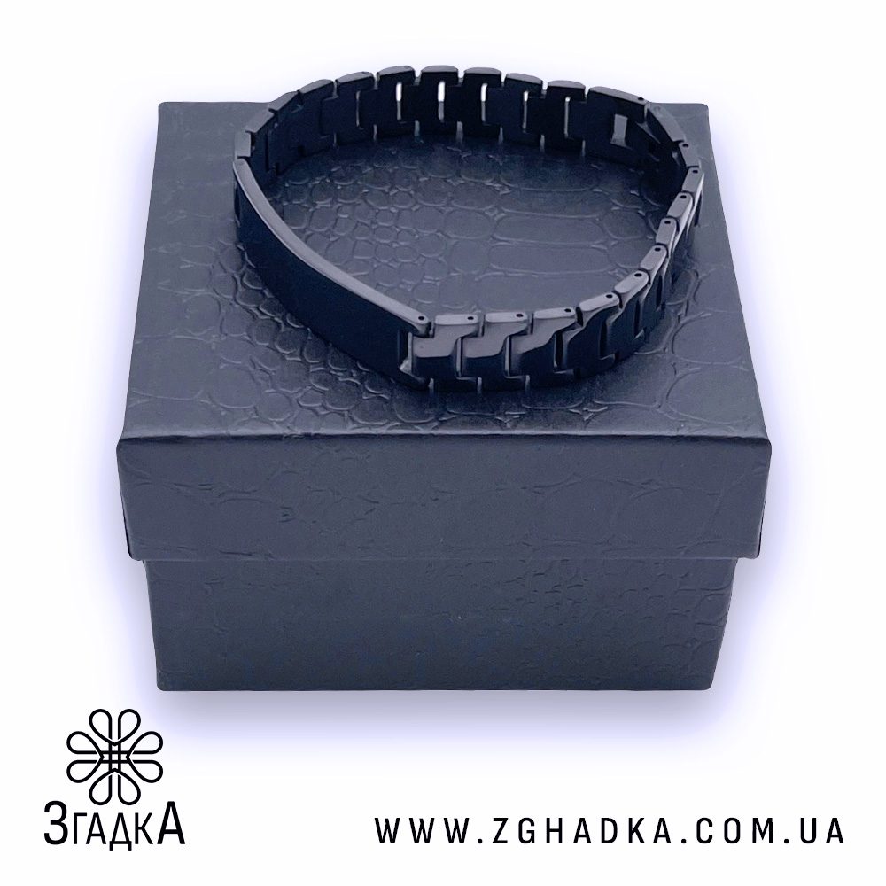 Браслет купити на подарунок з гравіюванням — ілюстрація до статті «Браслет купити на подарунок з гравіюванням: що обрати для