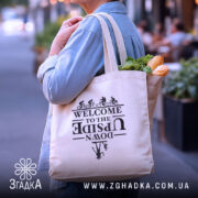 Шопер з принтом Виворіт — деталі тканини, ручок і швів крупним планом.