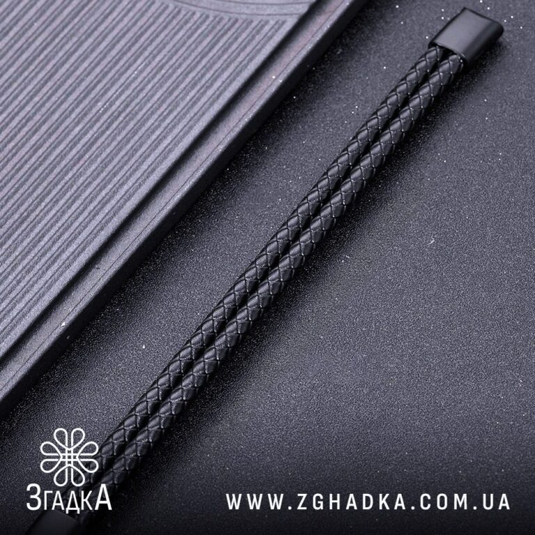 Замовити браслет з гравіюванням — ілюстрація до статті «Замовити браслет з гравіюванням: як обрати найкращий варіант»