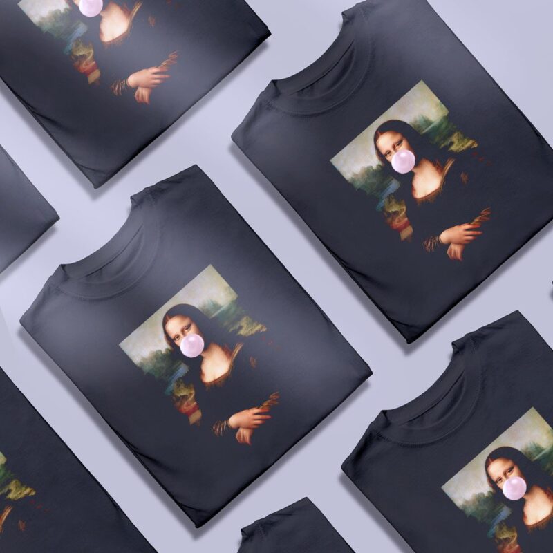 Футболка з базовим кольором — ілюстрація до статті «Футболка з базовим кольором: нові тенденції від Згадки»