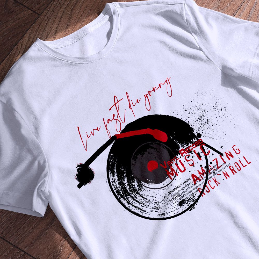 Футболка з яскравим принтом — ілюстрація до статті «Футболка з яскравим принтом: колекція Згадки на будь-який смак»