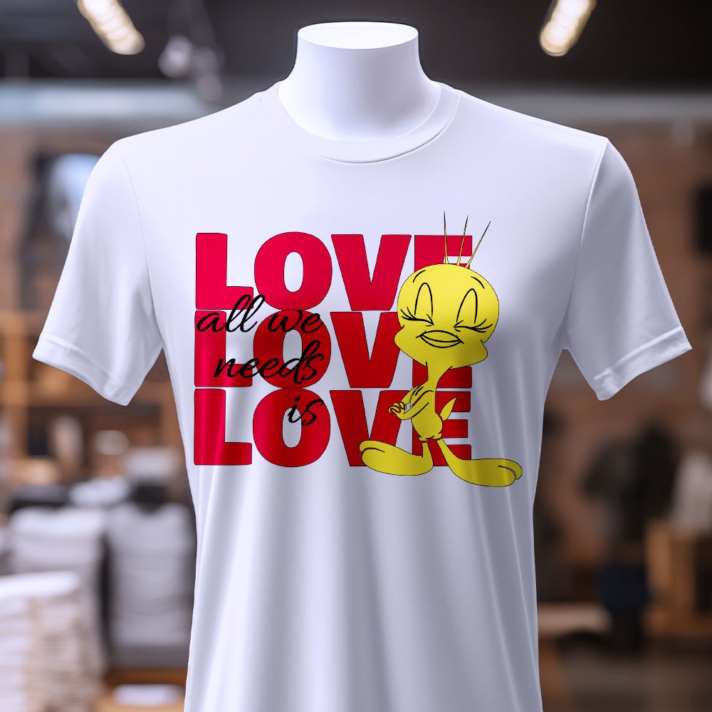 Футболка з принтом — ілюстрація до статті «Футболка з принтом від Згадки: оригінальність у кожному дизайні»