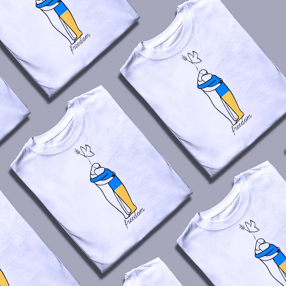 Футболки на замовлення сучасний крій — ілюстрація до статті «Футболки на замовлення сучасний крій: Згадка втілює ваші ідеї»