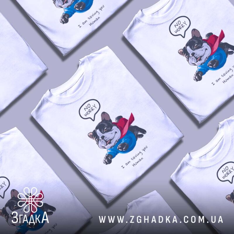 Друк принту чорна футболка — ілюстрація до статті «Особливості нанесення яскравих малюнків на темну базу: друк принту чорна ф
